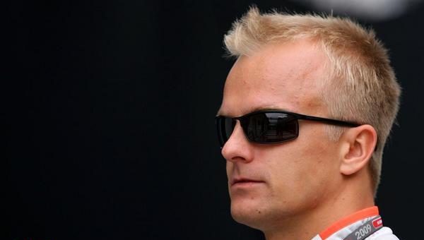 Kovalainen se queja del trato recibido en McLaren