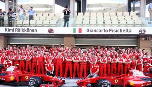 Raikkonen y Fisichella terminan su última carrera como pilotos titulares en Ferrari
