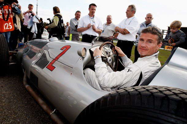 Coulthard no descarta volver al ruedo