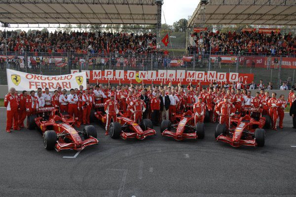 Alonso podría aparecer el día 15 en Cheste con Ferrari