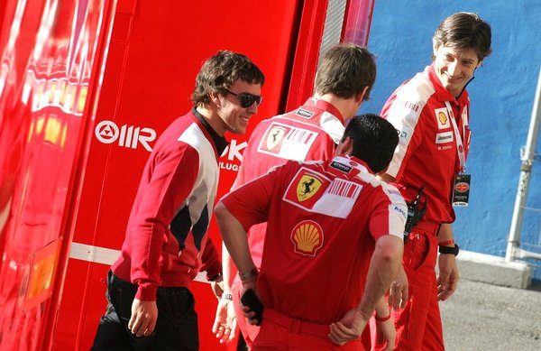Alonso, el gran protagonista de las 'Ferrari World Finals' en Cheste