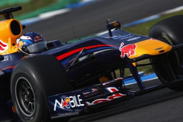 Ricciardo rompe el crono en Jerez con el RB5