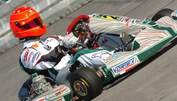 Massa cree que Schumacher volverá y Villeneuve, que su regreso será fácil