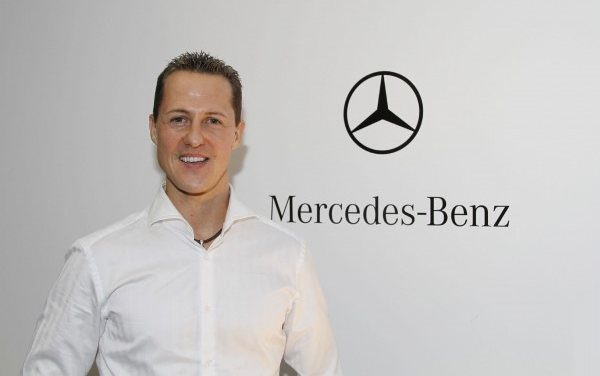 Comunicado oficial de 'Mercedes GP Petronas' sobre el fichaje de Michael Schumacher