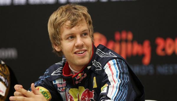 Ecclestone cree que Vettel ganará el Mundial en 2010