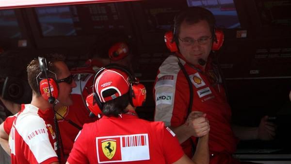 Domenicali: "Alonso llama todos los días"