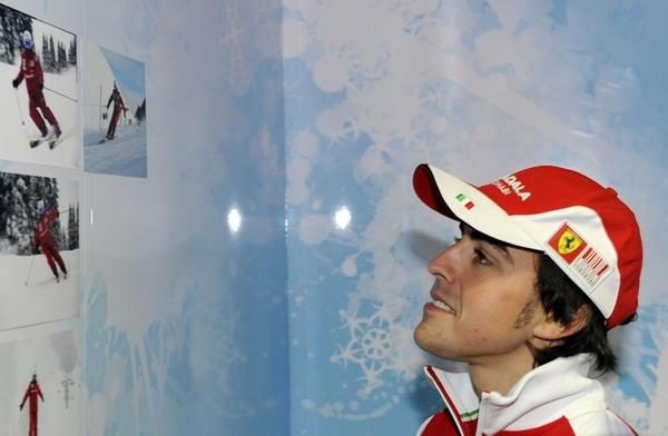 Alonso se viste de rojo en Madonna di Campiglio