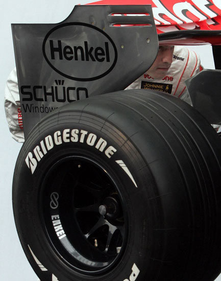 La FIA investiga a McLaren por las presiones de los neumáticos