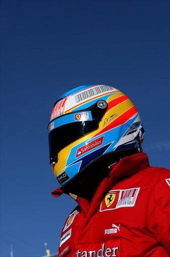 Nuevo casco para Fernando Alonso