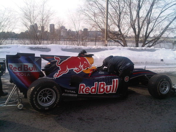 Suspendida la exhibición de Buemi sobre hielo