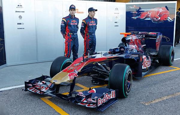 Toro Rosso presenta el STR5