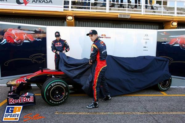 Toro Rosso presenta el STR5