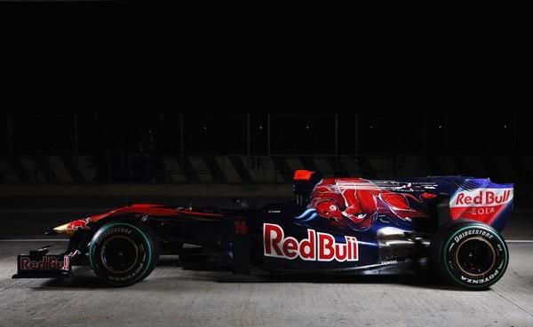 Toro Rosso presenta el STR5