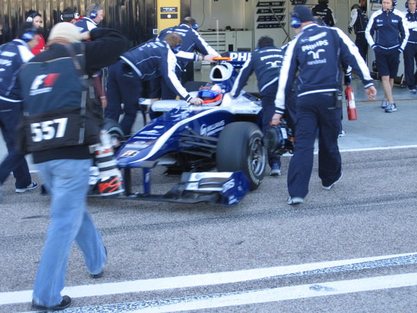 Williams estrena el FW32