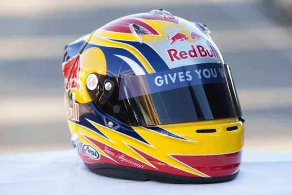 Un vistazo al nuevo casco de Jaime Alguersuari
