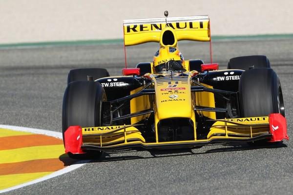 Petrov debutará este miércoles con Renault