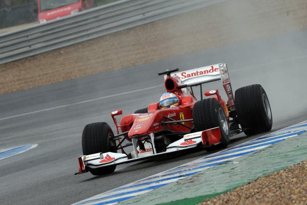 Alonso: "El coche ha ido muy bien en la pista mojada"