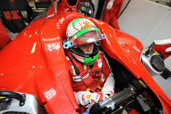 Ferrari: Fisichella rodó con el F10 y Massa estrena el segundo chasis