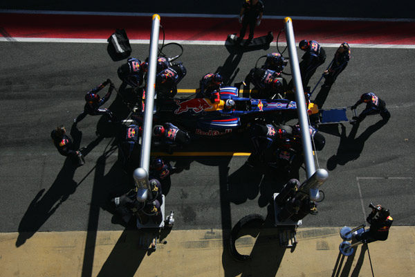 Red Bull baja de los 2 segundos el tiempo de sus pit-stops