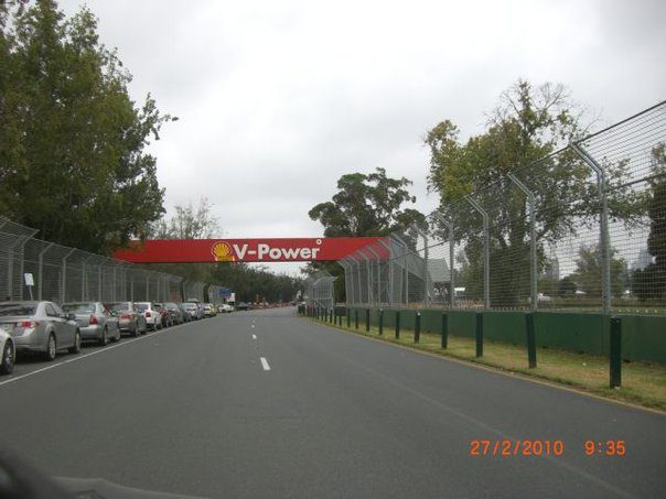 Así se prepara Albert Park para acoger la F1