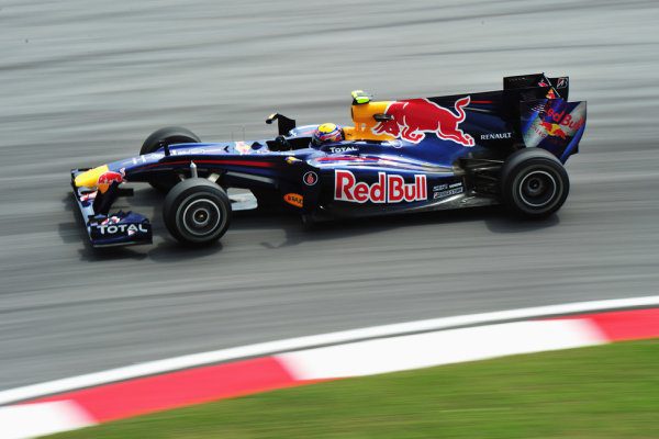 Webber le gana la partida a Hamilton antes de la clasificación