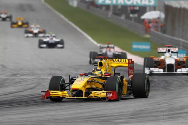 Renault: No copiaremos el F-Duct