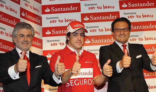 Fernando Alonso asegura sus pulgares