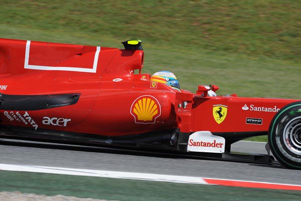 Ferrari y Alonso niegan que su 'F-Duct' sea peligroso