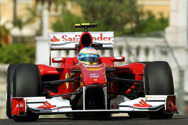 Fernando Alonso sigue mandando en la segunda sesión en Mónaco