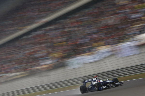 Williams podría cerrar un acuerdo con Renault para 2011