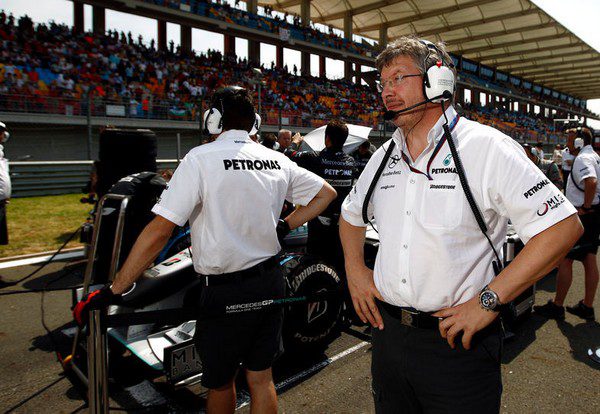 Brawn ve posible acercarse a Red Bull