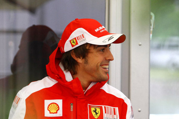 Alonso: "Ahora lo más importante es hacer una buena carrera y ganar puntos"