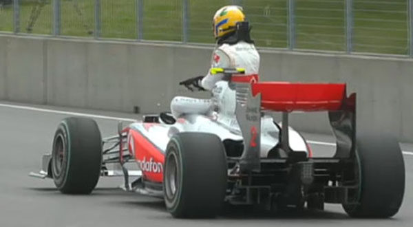 Hamilton mantiene la 'pole', pero se lleva una multa y una reprimenda