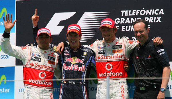 Vettel lidera la carrera de principio a fin en Valencia
