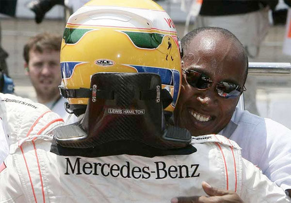 Hamilton ha invitado a su padre al GP de Gran Bretaña