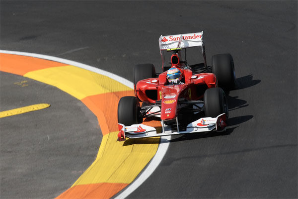 Alonso: "Silverstone no se adapta a nuestro coche"