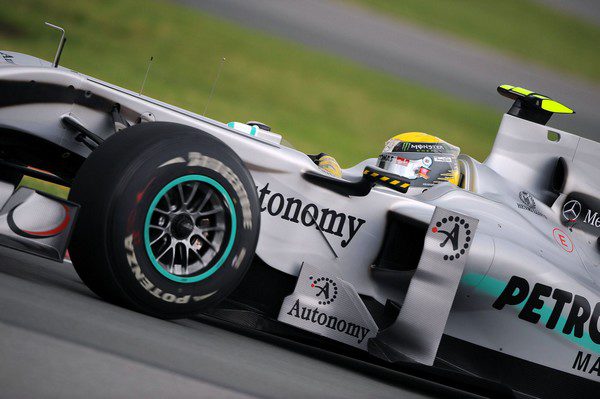 Rosberg no da por perdida la temporada 2010