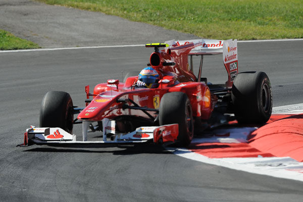 Alonso consigue su primera 'pole' del año en el GP de Italia