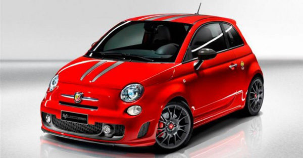 Ferrari regaló dos FIAT Abarth 695 a sus pilotos