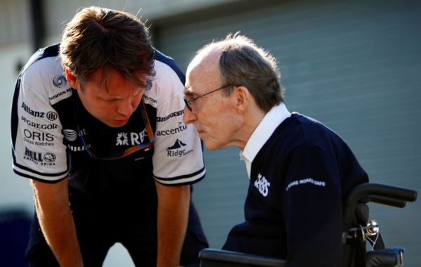 Williams cree que Red Bull se queja del motor Renault para que le dejen actualizarlo