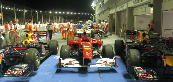 Lauda: "Apuesto de forma clara por Alonso"