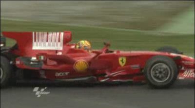 Rossi rueda con el F2008 en Barcelona (2/2)