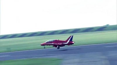 Las Red Arrows con Lewis Hamilton