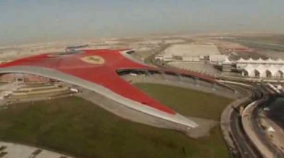 El parque temático 'Ferrari World' abre sus puertas