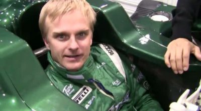 Heikki Kovalainen prueba el asiento del T128