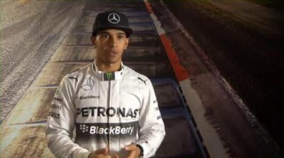 Una vuelta al circuito de Yas Marina con Lewis Hamilton