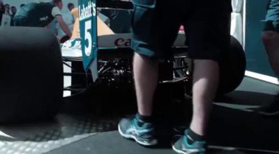 Felipe Massa se pone al volante del Williams FW13B