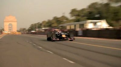 Exhibición de Daniel Ricciardo y Red Bull por las calles de Nueva Delhi