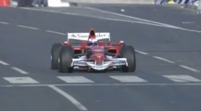 Exhibición de Marc Gené y Ferrari en Catar