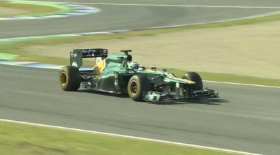 Espectaculares imágenes del Caterham CT01 rodando en Jerez